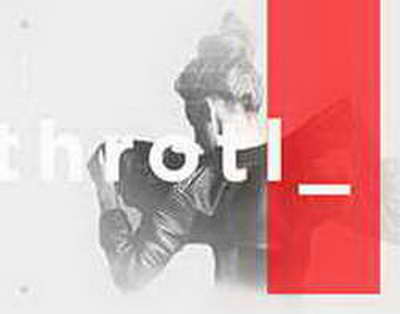 В многоэтажке на севере Москвы горит квартира